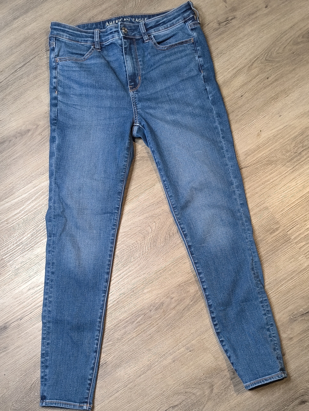 S1215 High Rise Jegging w/27.5" Inseam Light Wash American Eagle Size 10